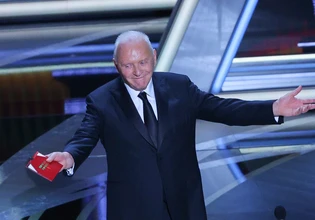 Ο Άντονι Χόπκινς κυκλοφορεί το πρώτο του άλμπουμ σε ηλικία 88 ετών