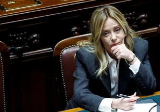 Μελόνι: Συνεργάτες της διαψεύδουν ότι υπάρχει το ενδεχόμενο παραίτησης της κυβέρνησης