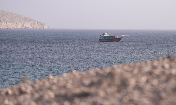 Ιράν: Το Ορμούζ είναι κόκκινη γραμμή – Αντίποινα των Φρουρών της Επανάστασης για τα πλήγματα των ΗΠΑ