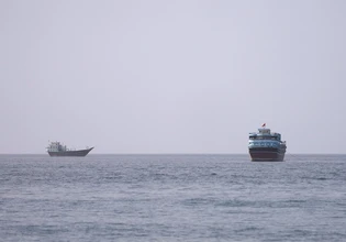 Ιράν: Δύο πλοία ενεπλάκησαν σε «ατύχημα» αφού αγνόησαν προειδοποιήσεις για τα Στενά του Ορμούζ