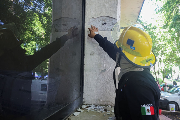 Μεξικό: Άρση του συναγερμού για τσουνάμι – Ο σεισμός των 7,4 Ρίχτερ επηρέασε Γουατεμάλα και Ελ Σαλβαδόρ