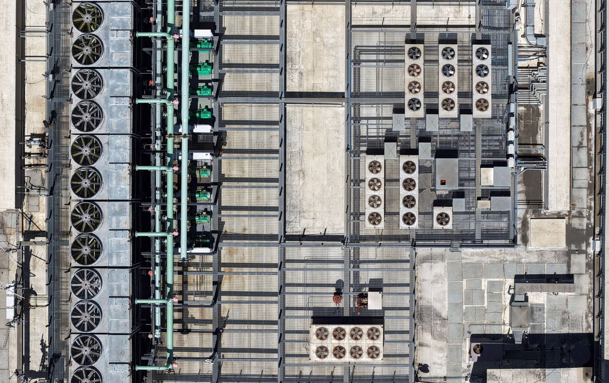 ΗΠΑ: Η «δίψα» για data centers… συρρικνώνει λίμνες – Οι εντυπωσιακές συμπτώσεις