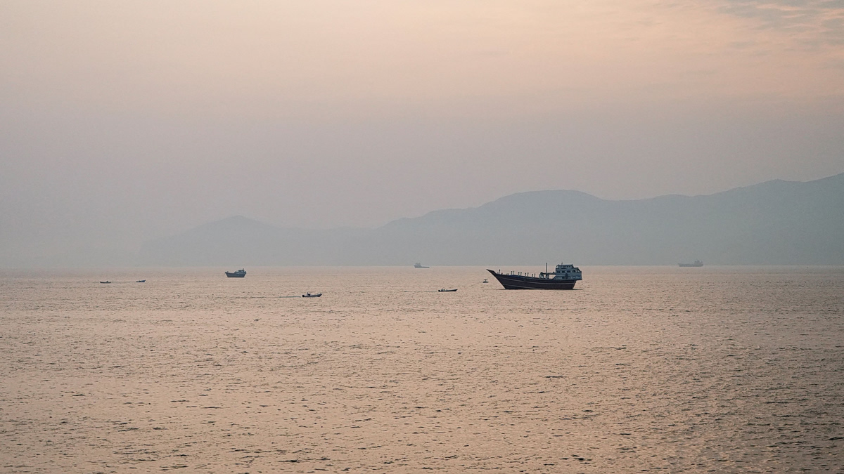 Επιθέσεις στο Ιράν από τις ΗΠΑ, ακούγονται εκρήξεις σε σημεία που χτυπήθηκαν και χθες