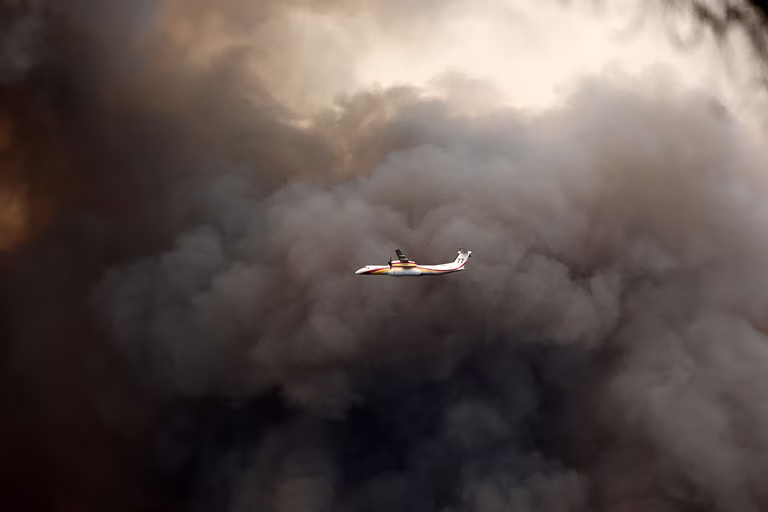 O καπνός από τις πυρκαγιές στη Γαλλία κάλυψε τον Ατλαντικό – Δορυφορικές εικόνες