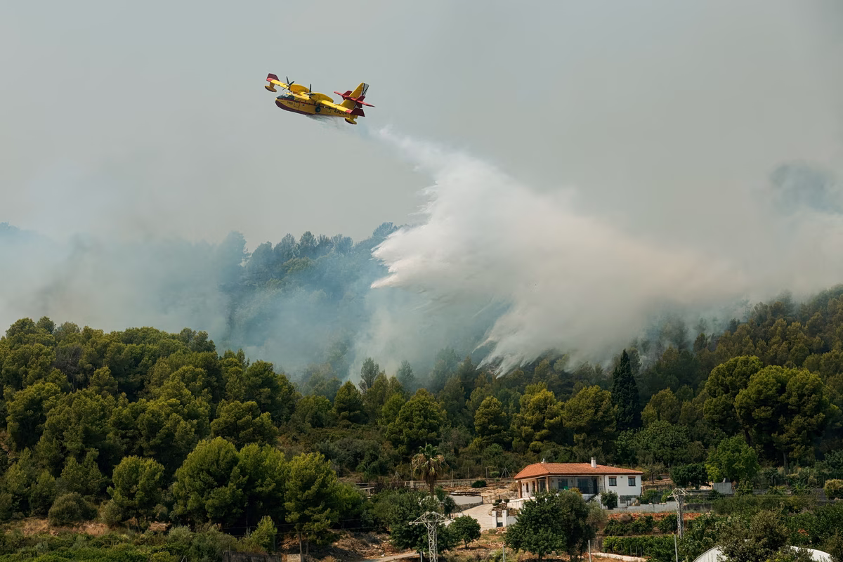 Ισπανία: Έκκληση Σάντσεθ για εθνική «συμφωνία» για την αντιμετώπιση των επιπτώσεων της κλιματικής αλλαγής