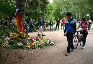 Γερμανία: Αξιωματούχοι ζητούν αυστηρότερους νόμους για τον εξτρεμισμό μετά την επίθεση στο Pride του Βερολίνου