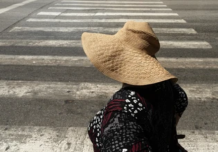 Διακοπές στα τσιμεντονήσια: Το φαινόμενο της αστικής θερμικής νησίδας και πώς το αποφεύγουμε