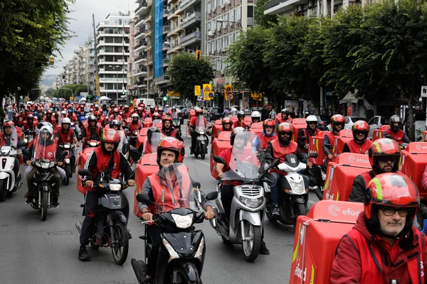Τι ώρα ξεκινάει η στάση εργασίας των διανομέων – «Πιάνει» και τον τελικό του Μουντιάλ