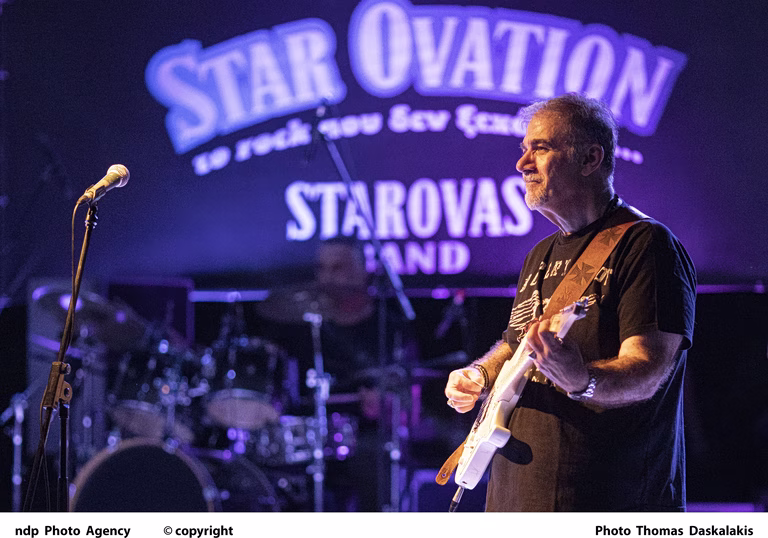 Ο Δημήτρης Σταρόβας φέρνει το «Star Ovation – Summer Edition» στη Γλυφάδα με ένα μεγάλο rock beach party