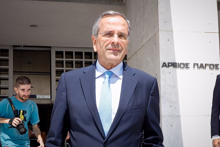 Έριξε τη βόμβα ο Σαμαράς – Στον εισαγγελέα του ΑΠ ζητά διερεύνηση της παγίδευσής του με το Predator