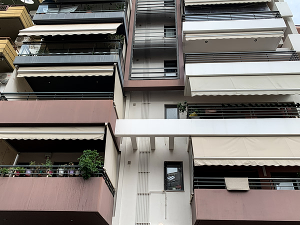 Αλλάζουν όλα στις πολυκατοικίες, έναν αιώνα μετά