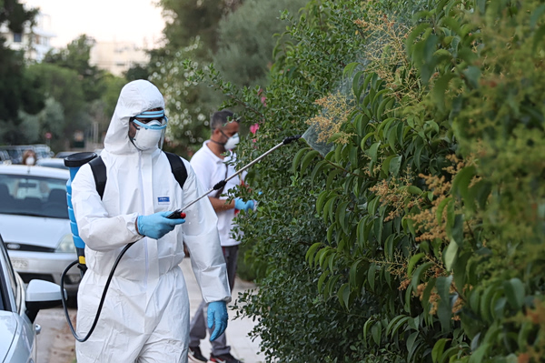 Τι πρέπει να ξέρουμε για τον ιό του Δυτικού Νείλου – Οι ηλικιακές ομάδες που πρέπει να προσέχουν