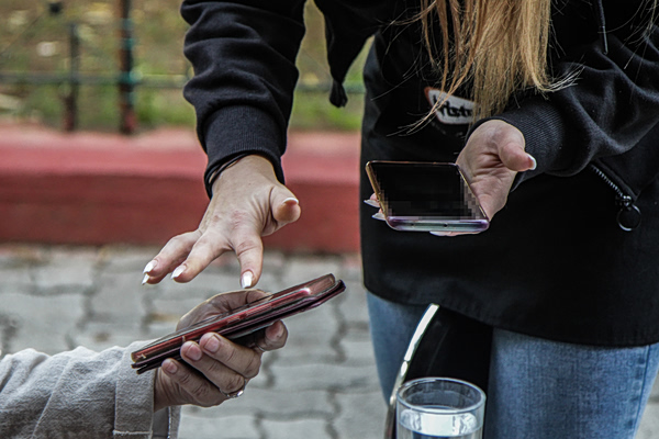Έρχονται προσλήψεις εξπρές με νέα εφαρμογή μέσω κινητού τηλεφώνου