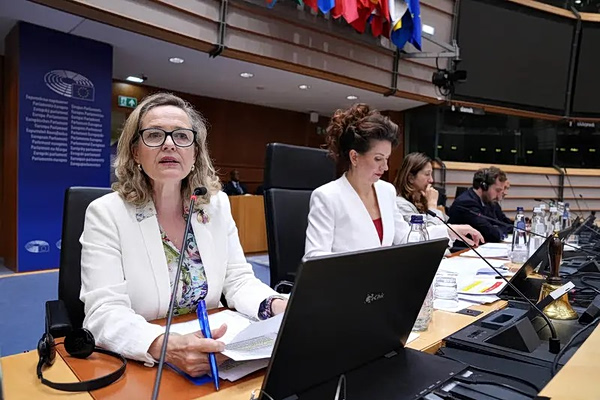 Ενώνουν τις δυνάμεις τους για να συγκεντρώσουν πόρους για οικονομικά προσιτές κατοικίες