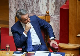 Μητσοτάκης: Επίθεση στην αντιπολίτευση για να κρύψει την πολιτική του απομόνωση