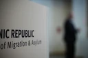 Δημιουργική λογιστική στις απελάσεις από το υπουργείο Μετανάστευσης