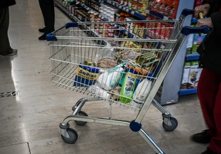 ΠΑΣΟΚ: Η κυβέρνηση κοροϊδεύει και εξαπατά τους καταναλωτές