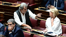 ΣΥΡΙΖΑ: Κρίση και διχασμός ξανά – Πολάκης και Δούρου στα χαρακώματα για κόμμα 7 βουλευτών