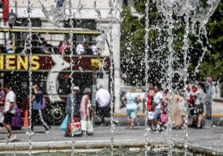 Ο καύσωνας επιμένει για τρίτη ημέρα – Σε ποιες περιοχές το θερμόμετρο θα φτάσει τους 43 βαθμούς