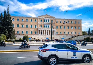 Απίστευτο: Η Κωνσταντοπούλου κάλεσε το «100» για να συλλάβει τα γαλάζια μέλη της επιτροπής Δεοντολογίας