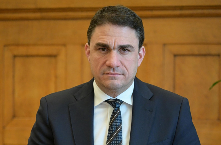 ΠΑΣΟΚ κατά Μητσοτάκη: «Η εξωτερική πολιτική δεν μπορεί να λειτουργεί με αυτόματο πιλότο»