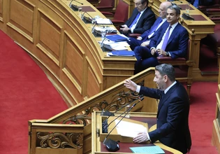 Κόντρα Ανδρουλάκη – Μητσοτάκη για την ακρίβεια στη Βουλή – «Θα λάβει μέτρα ή θα συνεχίσει να “λυπάται και να θυμώνει”;»