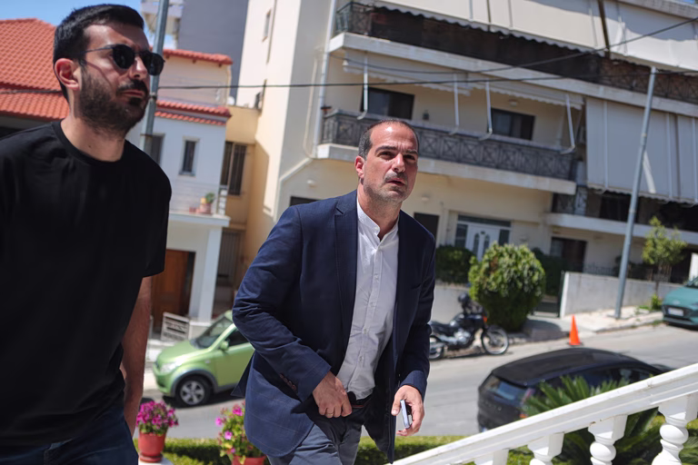 Σακελλαρίδης για συνταγματική αναθεώρηση: Ισχυρή Αριστερά στη Βουλή και στους δρόμους για να ακυρώσουμε τα σχέδιά τους