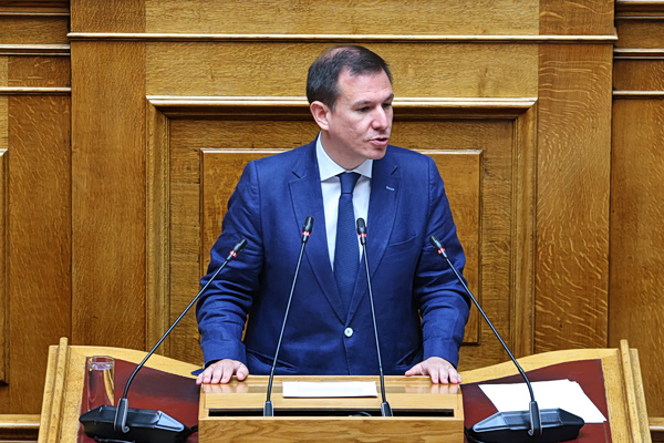 Δουδωνής: Εκστρατεία κατά της παχυσαρκίας από φαστφουντάδικο, οι προτάσεις ΝΔ περί εσωκομματικής δημοκρατίας