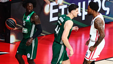 Τζόουνς και Ναν δεν θα παίξουν στο Super Cup μετά τις ποινές που τους επιβλήθηκαν