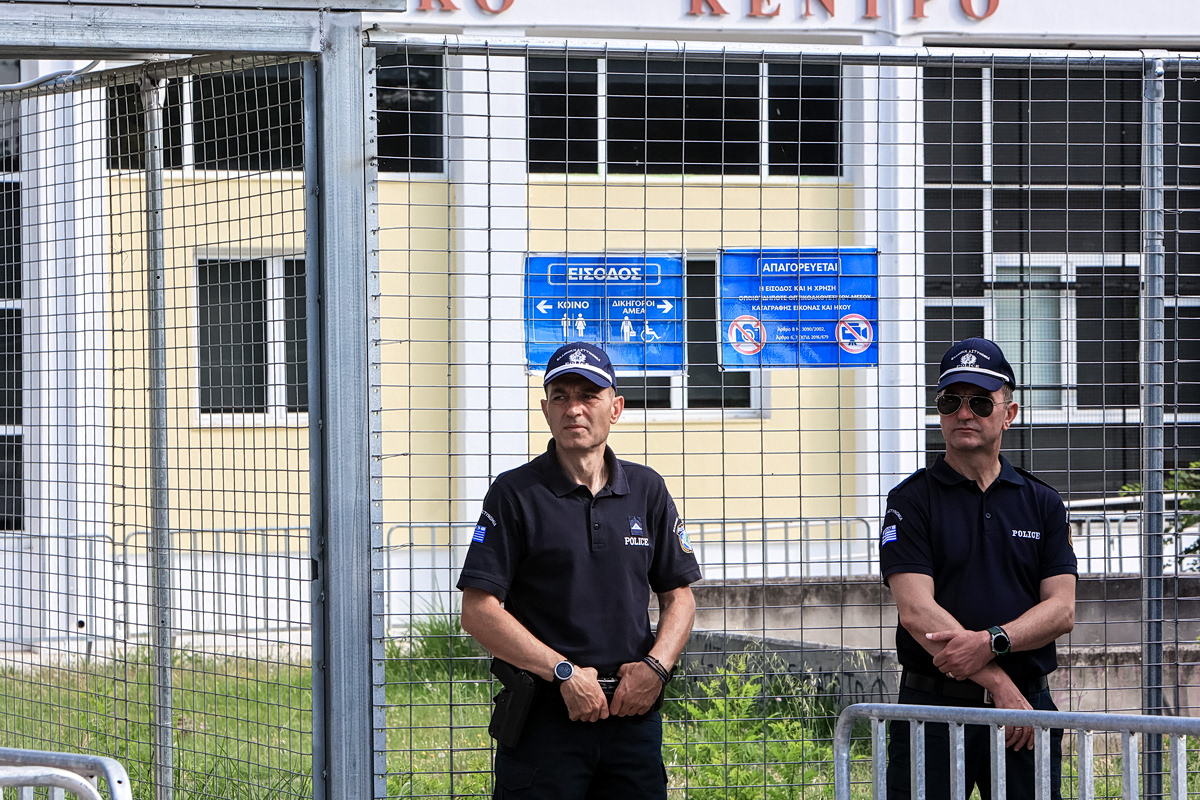 Δίκη για τα Τέμπη: «Δεν χρειαζόταν οι τοποθετήσεις της εισαγγελέως για τη Hellenic Train», είπε ο Ψαρόπουλος
