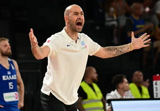 Σπανούλης: «Αισθάνομαι ντροπή για το ματς με τη Ρουμανία – Σταματήσαμε να παίζουμε μπάσκετ μετά το +14»