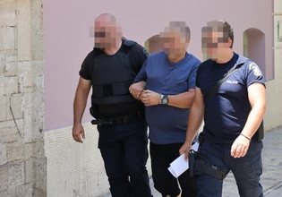 Μετά τα σκαμπίλια στα παιδιά ο σπιτονοικοκύρης ζήτησε… συγγνώμη