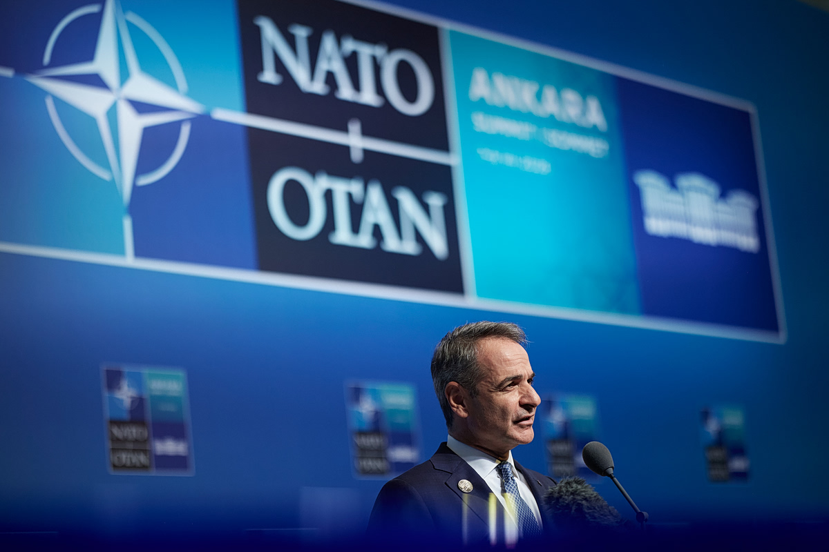 Μητσοτάκης: Απαραίτητο να αναλάβουν οι χώρες της ΕΕ μεγαλύτερο βάρος ευθυνών στο ΝΑΤΟ – Είχε δίκιο ο Τραμπ – Τι είπε για F-35 και casus belli