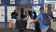 Αυξήσεις στον… ουρανό για τα αεροπορικά εισιτήρια στην Ελλάδα