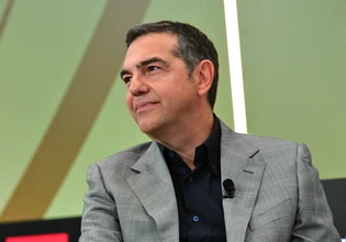 #AskTsipras: Ο Αλέξης Τσίπρας απαντάει στις ερωτήσεις των μελών της ΕΛΑΣ