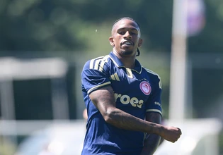Λέουβεν – Ολυμπιακός 1-1: Ισοπαλία με «γκολάρα» του Αντρέ Λουίς και απώλειες