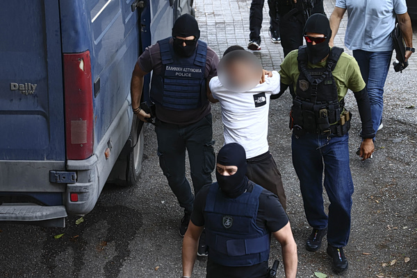 Θεσσαλονίκη: Απολογείται σήμερα ο 25χρονος κατηγορούμενος για τη φονική επίθεση στο σπίτι της οικογένειας Νέστορα