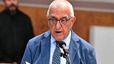 Μάρω Κοντού: «Θα πρέπει να σου πω οριστικά καληνύχτα» – Ο συγκλονιστικός επικήδειος του Νικήτα Κακλαμάνη