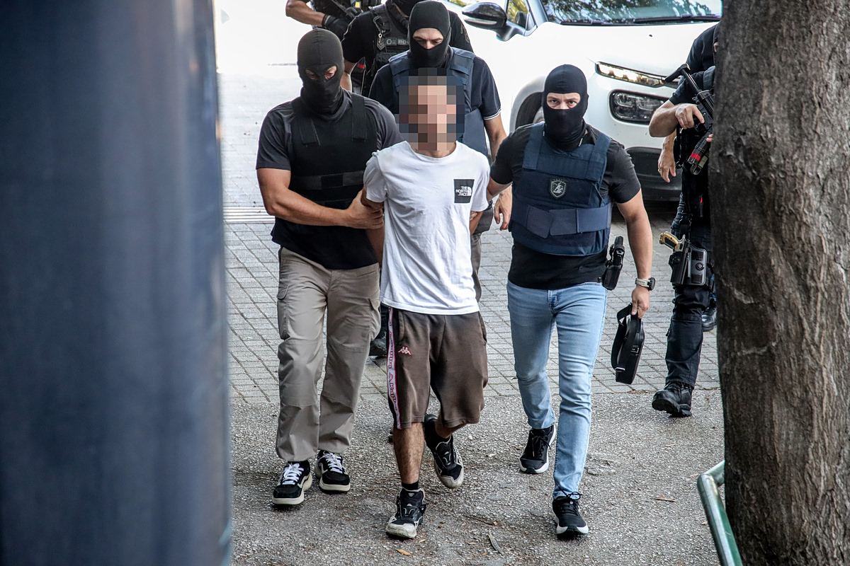 Θεσσαλονίκη: Απολογείται σήμερα ο 25χρονος κατηγορούμενος για τη φονική επίθεση στο σπίτι της οικογένειας Νέστορα