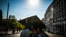 Έκτακτο δελτίο της ΕΜΥ για τον καύσωνα της Τετάρτης – Οι περιοχές που βρίσκονται σε πορτοκαλί προειδοποίηση