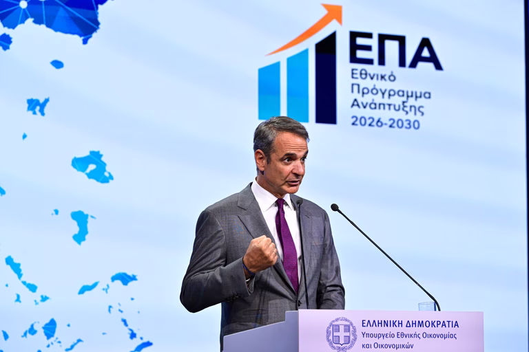 Νέες υποσχέσεις Μητσοτάκη για ανάπτυξη και μεγάλα έργα