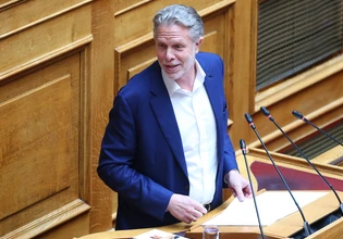 Προαστιακός Δυτικής Αττικής: Απένταξη του έργου αναβάθμισης από το Ταμείο Ανάκαμψης – Τι αναφέρει ο Γερουλάνος
