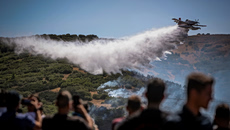 Σαράντα αγροτοδασικές πυρκαγιές σε ένα 24ωρο – Μάχη σε πέντε μέτωπα για τους πυροσβέστες