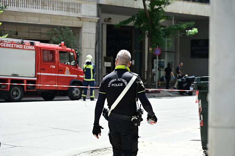 Φάρσα το τηλεφώνημα για βόμβα στη γαλλική πρεσβεία