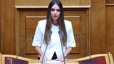 Παραιτήθηκε με αιχμές από τους «Δημοκράτες» του Κασσελάκη η Μυρτώ Κοροβέση