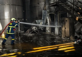 Έκρηξη σε εργοστάσιο στα Εξαμίλια Κορίνθου: Στο αυτόφωρο ο ιδιοκτήτης – Είχαν προηγηθεί εργασίες ηλεκτροσυγκόλλησης