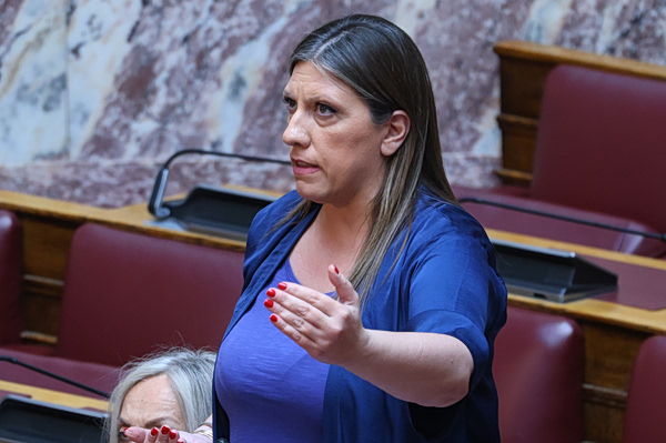 Άγρια κόντρα Κωνσταντοπούλου – Αραμπατζή: «Εσείς καλούσατε στα τηλέφωνα για τον ΟΠΕΚΕΠΕ» – «Οφείλετε συγγνώμη»