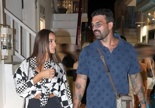 Αχώριστοι στη Μύκονο η Ρία Ελληνίδου και ο Δημήτρης Αλεξάνδρου