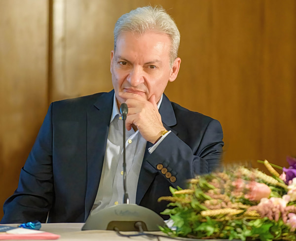Δήμαρχος Ηρακλείου: Σημαντικές προκλήσεις το κυκλοφοριακό και η στάθμευση