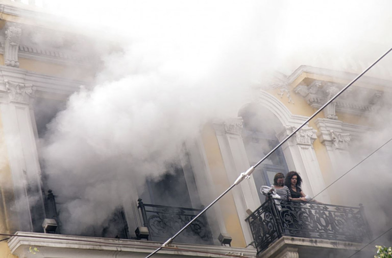 Συνελήφθη στη Βρετανία η 46χρονη για τον εμπρησμό στη Marfin